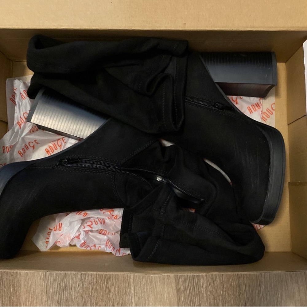 Black high rise shade boots